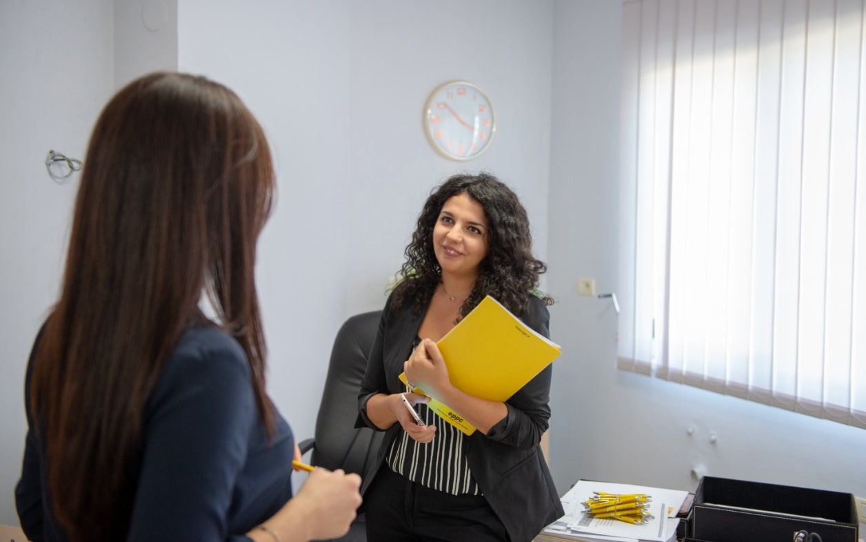 Si të zgjeroni rrjetin tuaj të njohjeve për të arritur majat e karrierës